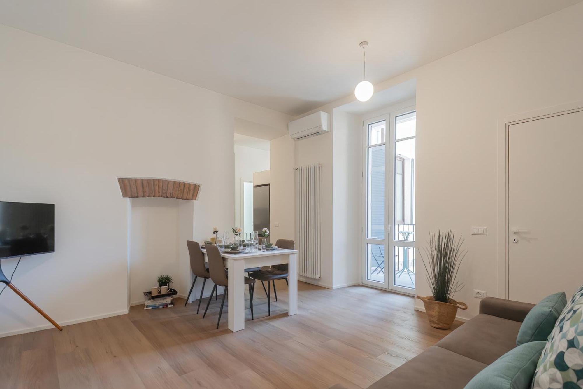 Manaraquattro - Apartament In Como Near The Center With Free Parking - Lake Como Exterior photo