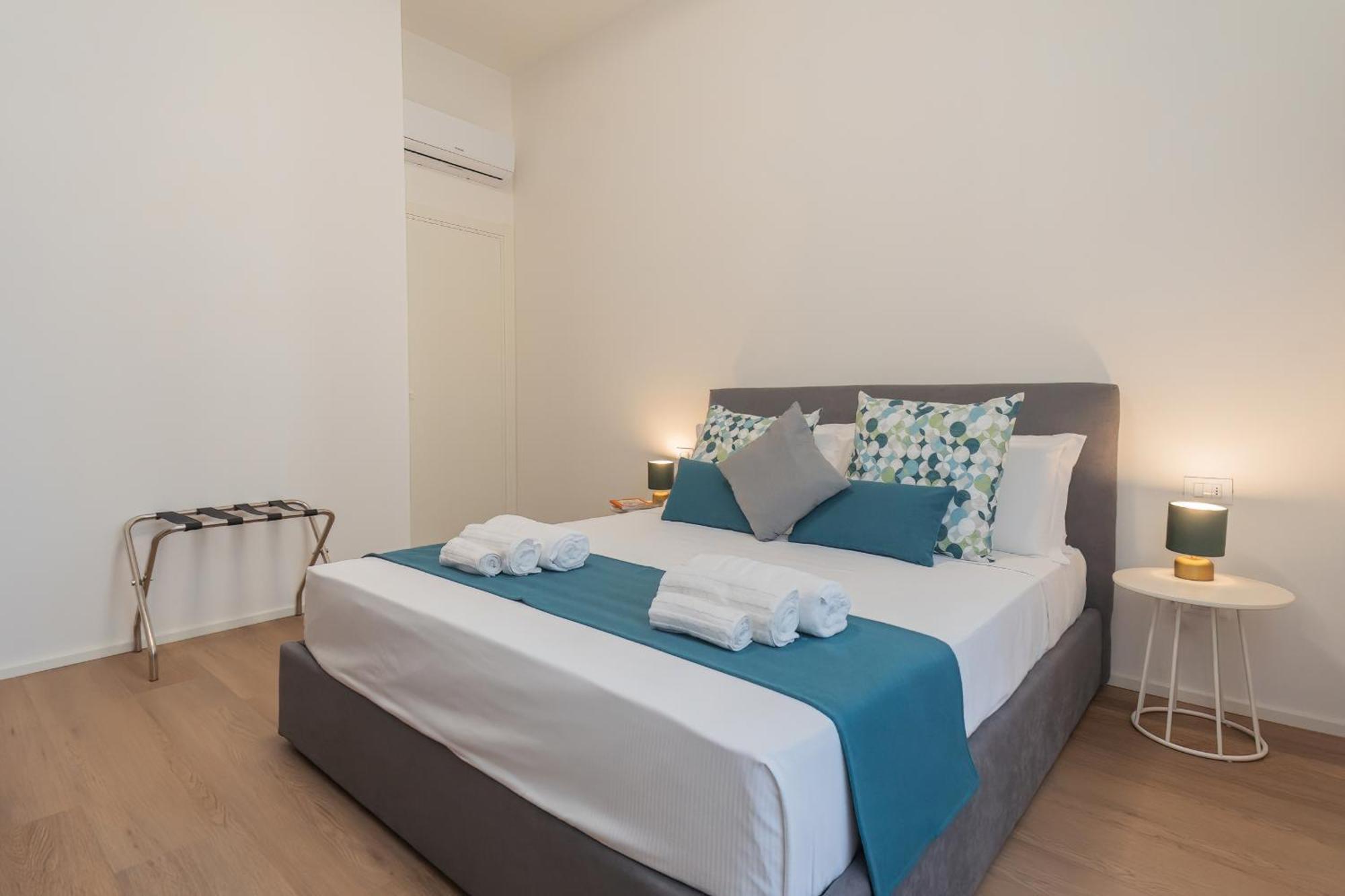 Manaraquattro - Apartament In Como Near The Center With Free Parking - Lake Como Exterior photo