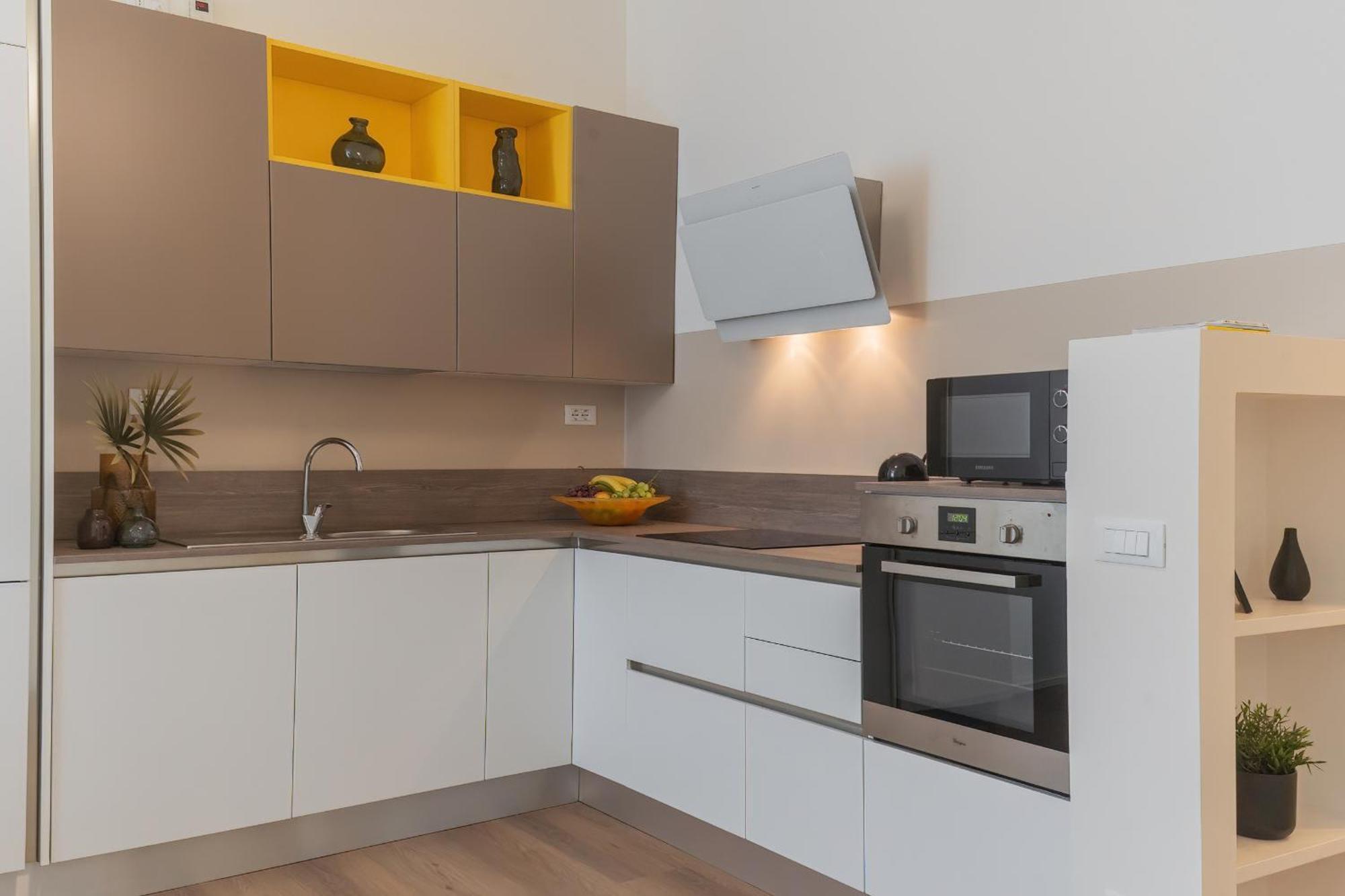 Manaraquattro - Apartament In Como Near The Center With Free Parking - Lake Como Exterior photo